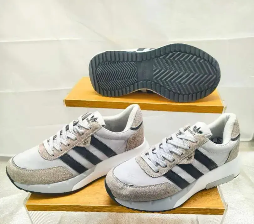 Adidas Chaussures Tennis