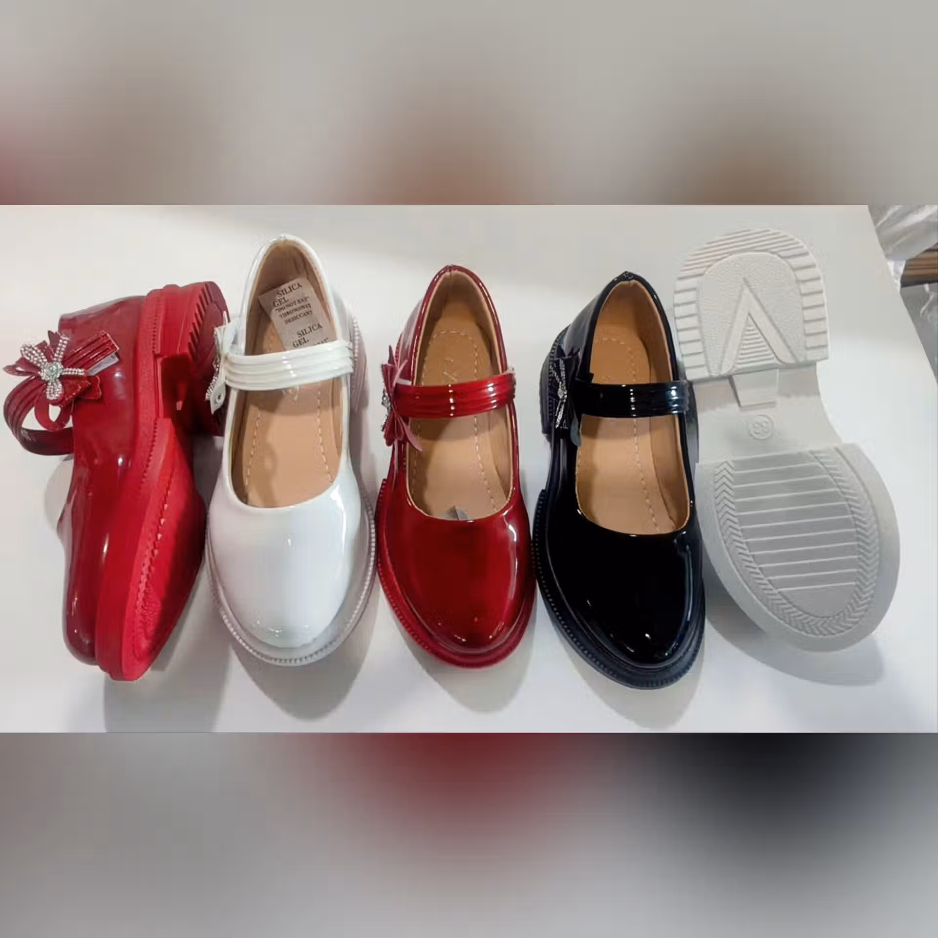 Chaussure pour enfants filles