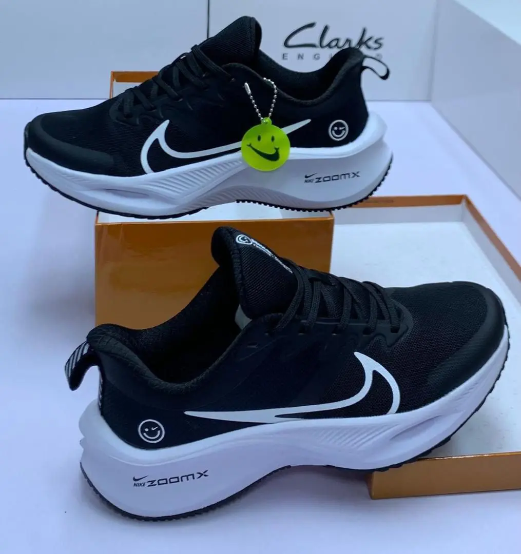 Nike Zoom X Ketch