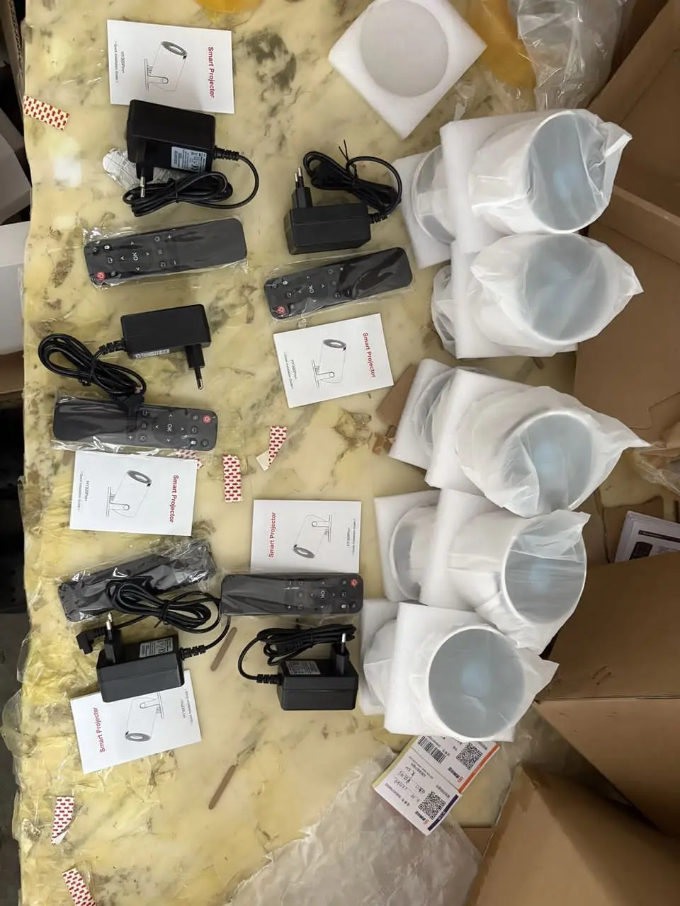 Kit de vidéosurveillance avec 4 caméras HD sans-fil et NVR