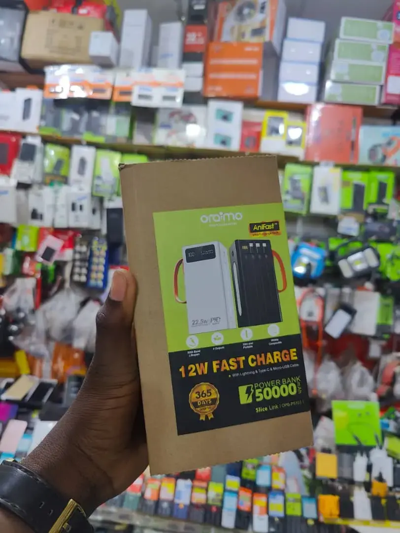 Powerbank Oraimo de 50 000 mAh