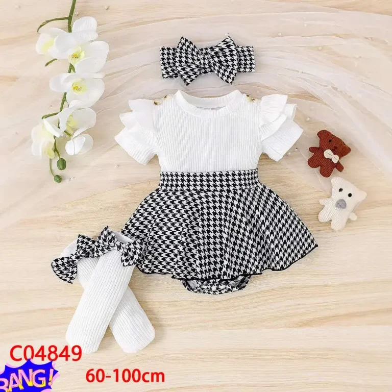 Petite jupe et blouse bébé