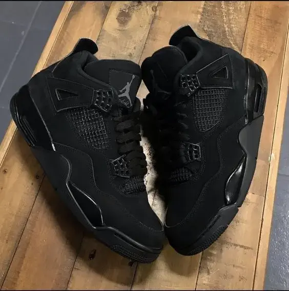 Air Jordan 4 Retro Black Cat