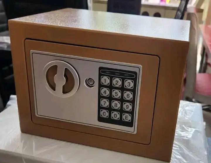 Mini coffre-fort électronique numérique