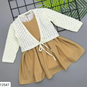 Ensemble deux pièces (robe et cardigan)