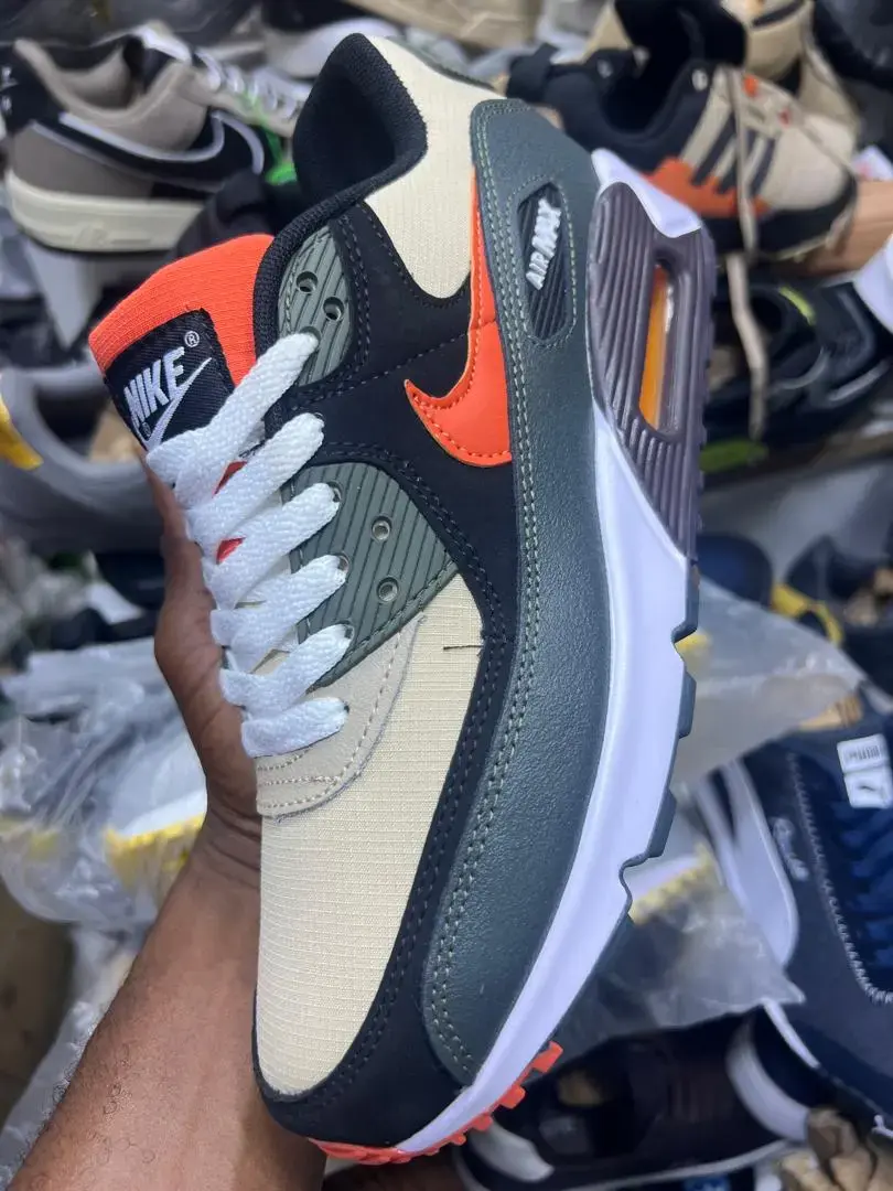 Nike Air Max 90