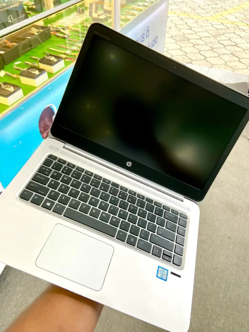 Ordinateur Portable Hp elitebook folio 1040