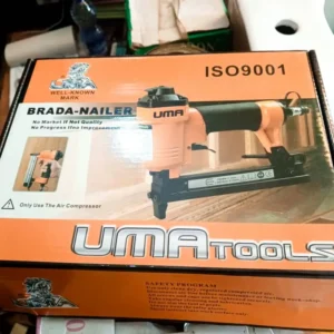 Cloueur pneumatique (Brada-Nailer)